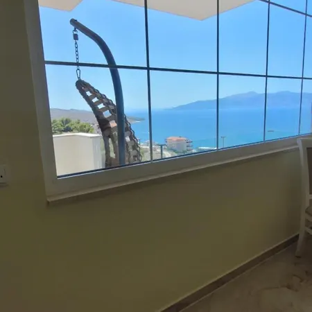 Haus Maximilian 公寓 Sarandë