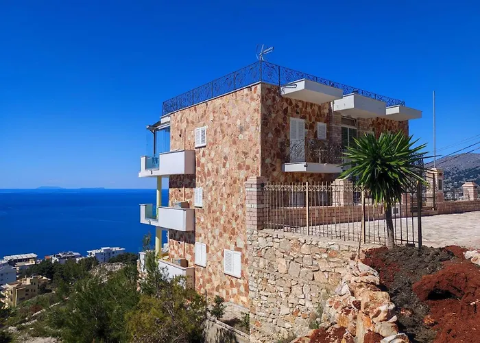 Haus Maximilian Appartamento *