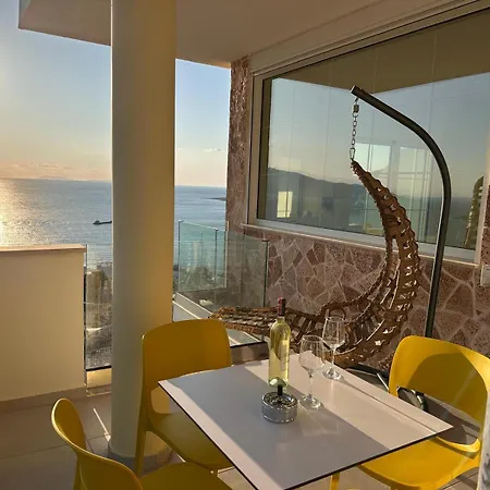 Haus Maximilian * Sarandë