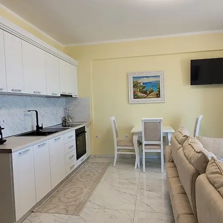 Haus Maximilian * סרנדה