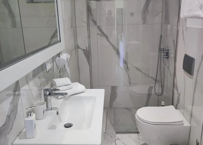 Haus Maximilian Saranda