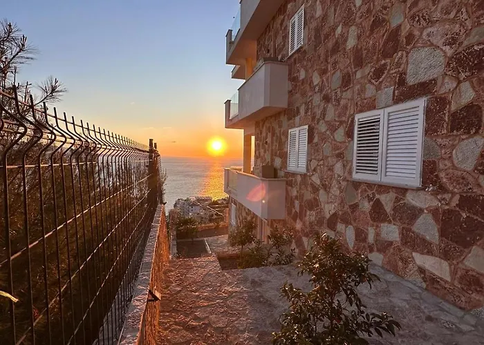 Haus Maximilian Saranda