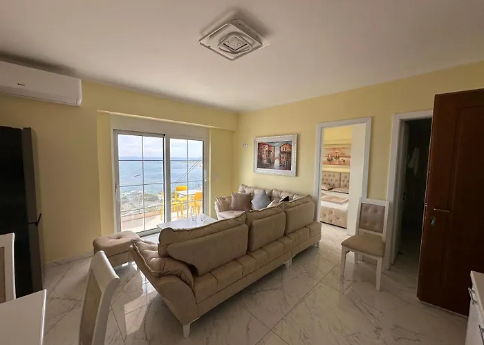 Haus Maximilian Daire Saranda