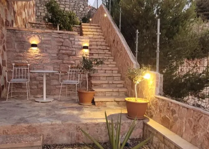 Haus Maximilian * Saranda